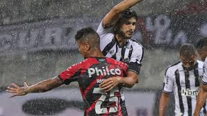 Siga o uol esporte no. Atletico Mg 0 X 2 Athletico Pr Furacao Bate Lider Galo Em Pleno Mineirao Goal Com