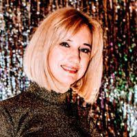 Melissa Friday's Instagram, Twitter & Facebook