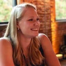 Laura Ensley (@ensley_laura)