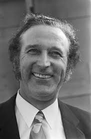 356 Toni Images: PICRYL