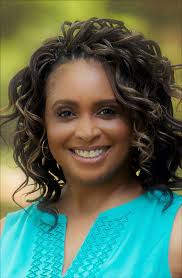 Rayma Smith's Instagram, Twitter & Facebook