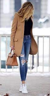 Pin By Vanda Santos On Fashion Chic Fall Outfits White Sneaker Outfit White Sneakers Outfit