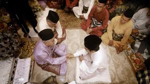 Untuk membentengi akhlaq yang luhur dan untuk menundukkan pandangan. Tujuan Pernikahan Yang Harus Kamu Perhatikan Sebelum Berkeluarga