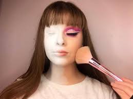 Ratoath College Art على X: "@ratoathcollege The amazingly talented Ava  Gorman in 2nd year Art. This make up artist is one to watch. Already a huge  Instagram sensation. Be sure to follow