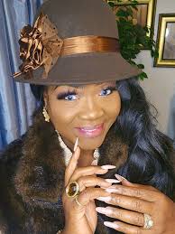 I love hats! They compliment a wardrobe and help out