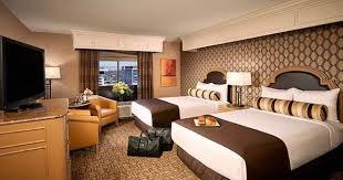Carson Tower Premium Double Room Golden Nugget Las Vegas Vegas Hotel Rooms Vegas Hotel Hotels Room