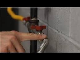 Never had a gas stove before now. Gas Stoves Ovens How To Troubleshoot A Gas Oven For The Smell Of Gas Youtube