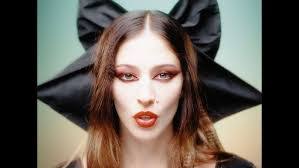 Melody Stern's Instagram, Twitter & Facebook