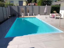 Schwimmbad In Hellblau Gartenpools Schwimmbader Poolbau