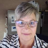 Lisa Southard's Instagram, Twitter & Facebook