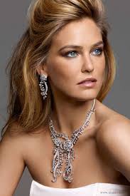 Haute Couture: Bar Refaeli is New Face of Piaget Rose Collection 2012
