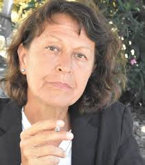 A Mulher Que Morreu de Pé