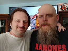 Ok people this guy saw courtney hope and mark grossman at the store  together hmmm lol