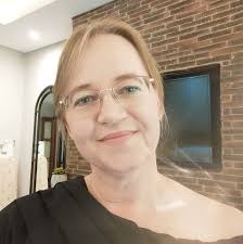 What do y'all do when you get a customer that no matter what you can't  please her ? It is bad , I had made dolls for her had to redo hair,