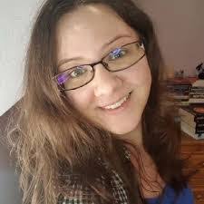 Dora Papp's Instagram, Twitter & Facebook