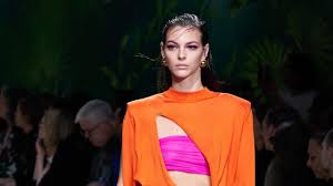 Another breathtaking show by @pppiccioli. Vittoria Ceretti Ss 20 Runway Collection Youtube