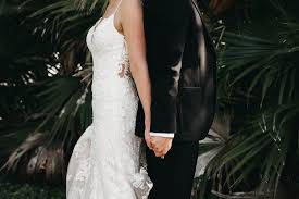 Best wedding cakes near me best wedding dance lessons near me best wedding photographers near me best photographers near me best real estate photographers near me best massages near me best graphic designers near me best dog sitting near me best. The Barn At Grant Station Melbourne Florida Wedding Carey Vanessa