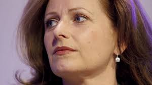 TV-Moderatorin: Leo Busch, Mutter in besonderen Umständen