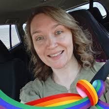 Courtney Minshew's Instagram, Twitter & Facebook