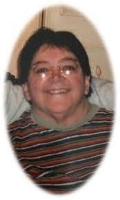 Daisy Hoyt's Instagram, Twitter & Facebook