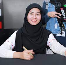 © 2016 fmc music sdn bhd. Video Best Sangat Netizen Puji Mashup Lagu Oleh Wani Syaz Dan Wany Hasrita Berita Steady