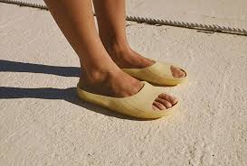 The coin is very impressive. Camper Shoes Official Online Shop