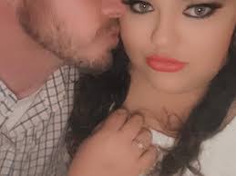 Amanda Flake's Instagram, Twitter & Facebook