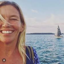 Shannon Burford's Instagram, Twitter & Facebook