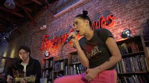 Bishop Briggs White Flag Song Bishop Briggs White Flag Acoustic Live Hd 2018 Long Beach Fingerpr Live Hd Bishop Briggs Music Performance