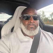 Man moves. SEMPER FI!