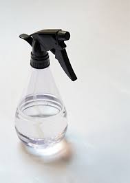 hydrate your curls homemade mist 1 2 cup water 1 2 cup aloe vera gel 1 teaspoon of jojoba oil home remedies for hair natural hair styles cleaning household