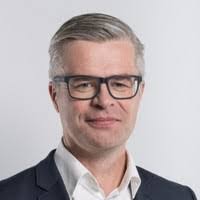 Stephanie Timms's Instagram, Twitter & Facebook