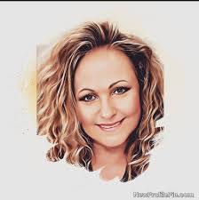 Carolyn Meek's Instagram, Twitter & Facebook