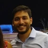 Daniel Arakelian's Instagram, Twitter & Facebook