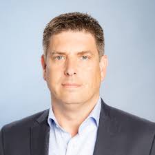 Ellen Gemmer auf LinkedIn: Ich freue mich, dass ich mein Studium der  Vollswirtschaftslehre an der…