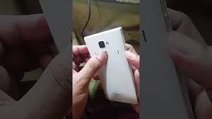 Tekan dan tahan tombol volume bawah, tombol fingerprint dan tombol power secara bersamaan sampai muncul logo docomo dan led. Hard Reset Arrows Docomo F06e Saveyourinternet Youtube