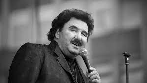 He was the vocalist of a popular polish band, trubadurz. Krzysztof Krawczyk Nie Zyje Mial 74 Lata Biznes I Styl