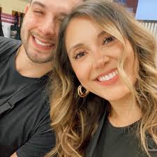 Karla Jurado and Efren Bermudez's Wedding Website