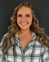 Hair & Makeup By Raegan