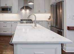 It has linear veining patterns that are either feathery soft or fine, and some slabs can have a subtle drama about it. Average Cost For Marble Countertops