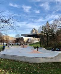 In unserer filiale in münchen findest du hochwertige laufschuhe von marken wie on, adidas, nike oder asics. Skatepark Olympiapark Skate Park Outdooractive Com