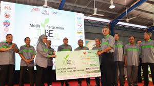 Program tunas usahawan belia bumiputera (tube) dilaksanakan secara dalam talian dan mensasarkan 1,000 orang belia. Kementerian Perdagangan Antarabangsa Dan Industri