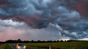 Auch an der wuppertaler universität wurde. Wetter Heute In Deutschland Hohes Risiko Fur Unwetter Und Schwulwarme Luft Niedersachsen
