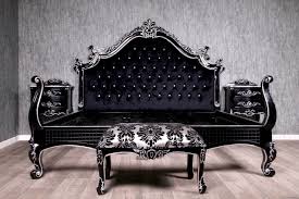 Mit ihm können wolle, tonblöcke, glas, prismarin und trockenbeton gefärbt werden. Barock Bett Set Peacock In Silber Schwarz Betten Onlineshop Repro Antik Design