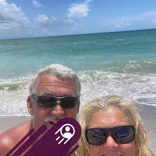 Which beach is better for finding shark teeth, Englewood or Boca?