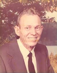 Richard Walthall's Instagram, Twitter & Facebook