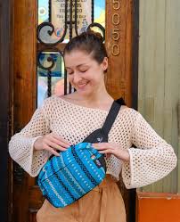 The technique Sandra, Lidia and Alida use for their Mayan Star motif is  called extra-weft weaving. This very time-consuming process is essentially  embroidery