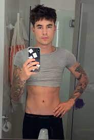 Pin On Boys In Crop Tops 2019