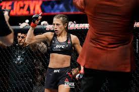 Rywalizuje w wadze słomkowej federacji ufc (ultimate fighting championship). 8rbweljvzsgwjm