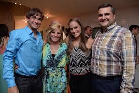 Monica Puig On Twitter Such A Loving Family Happy Anniversary To My Parents 25 Years Going Strong Love You Guys Http T Co 4nlpwyojta Mónica puig news, gossip, photos of mónica puig, biography, mónica puig boyfriend list 2016.